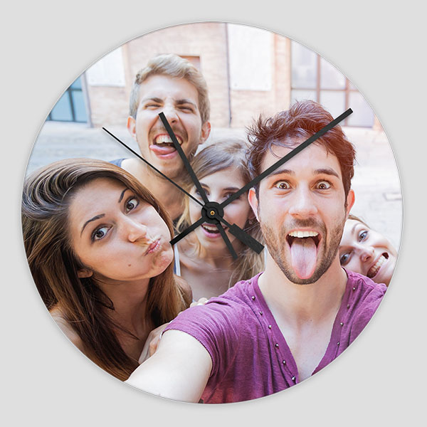 שעון זכוכית עגול