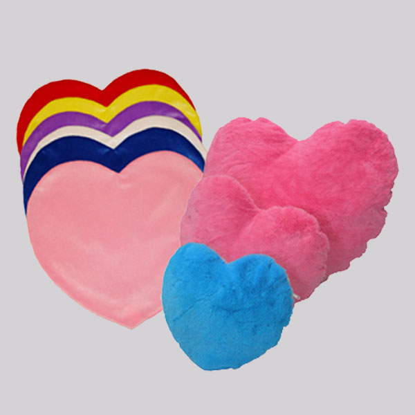 הדפסה על כרית קטיפה לב בשלל צבעים -ליצ'י מתנות