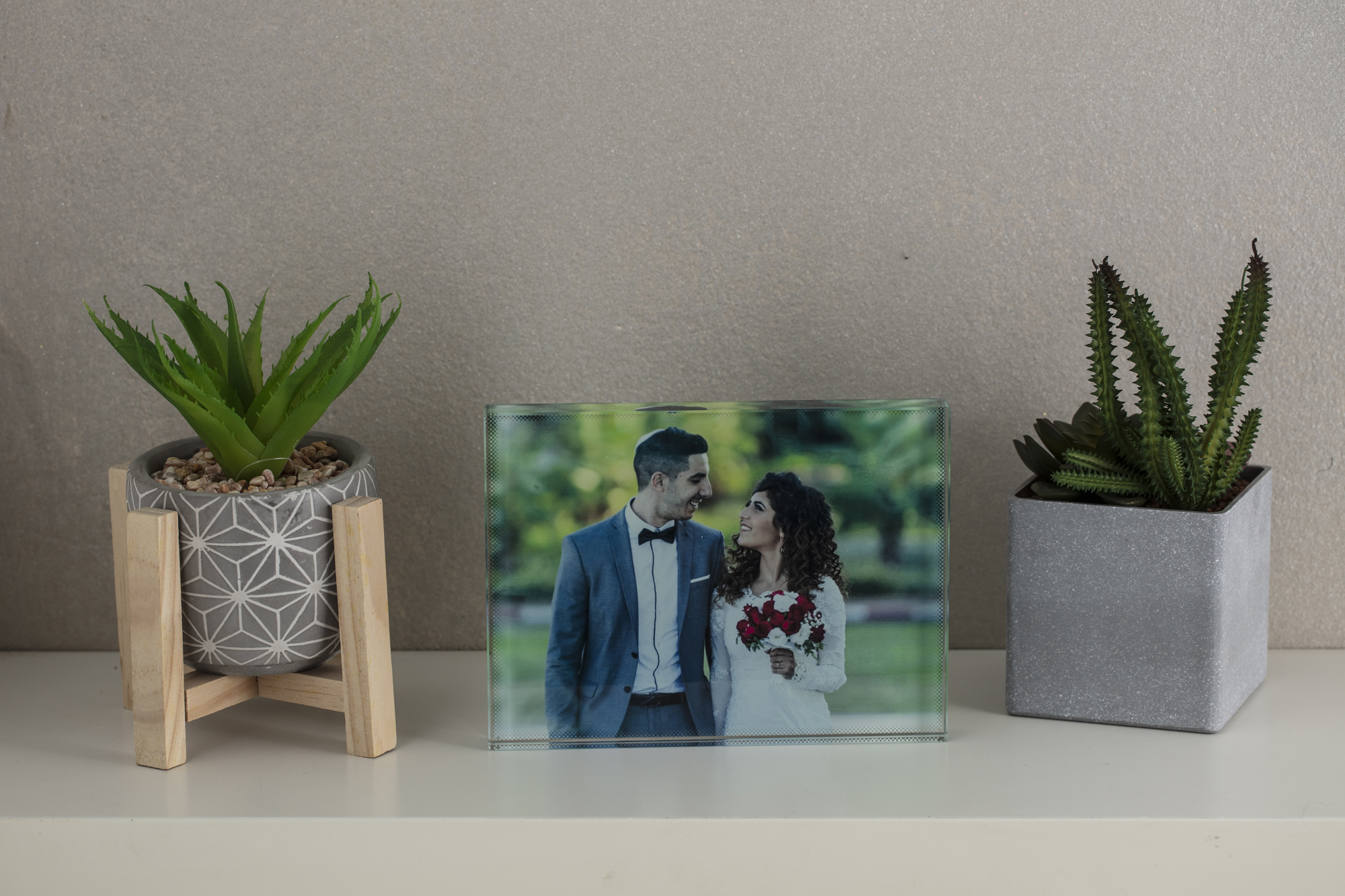 לוחות זכוכית מודפסים בסלון